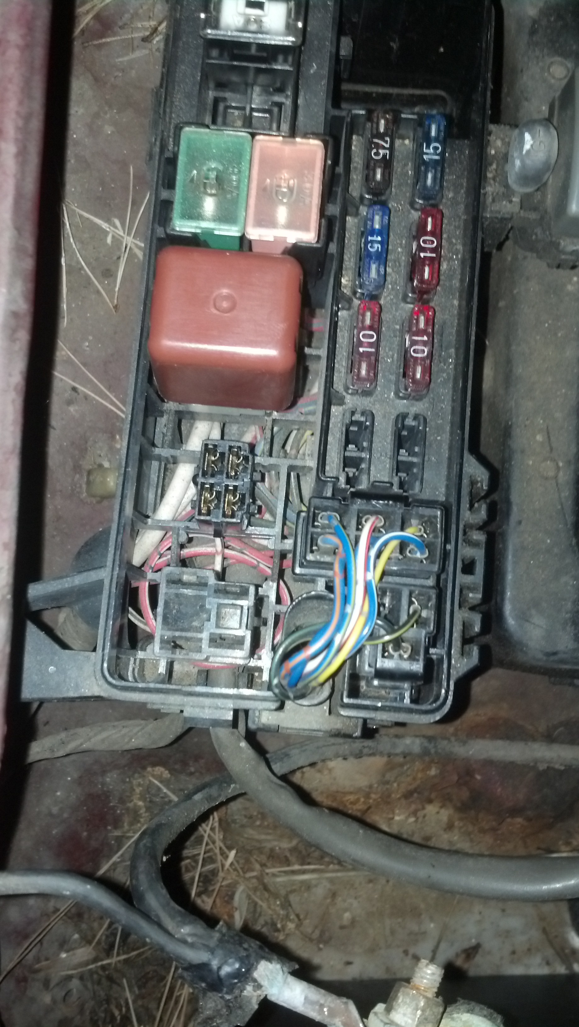 fuel pump relay not working - YotaTech Forums fuse box 87 toyota pickup 