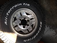 SR5 Wheels with tires-img_1747-1.jpg