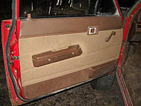 [MI] 1986 Xtra Cab 4x4 Brown Interior (SR5?)-dscn3959.jpg