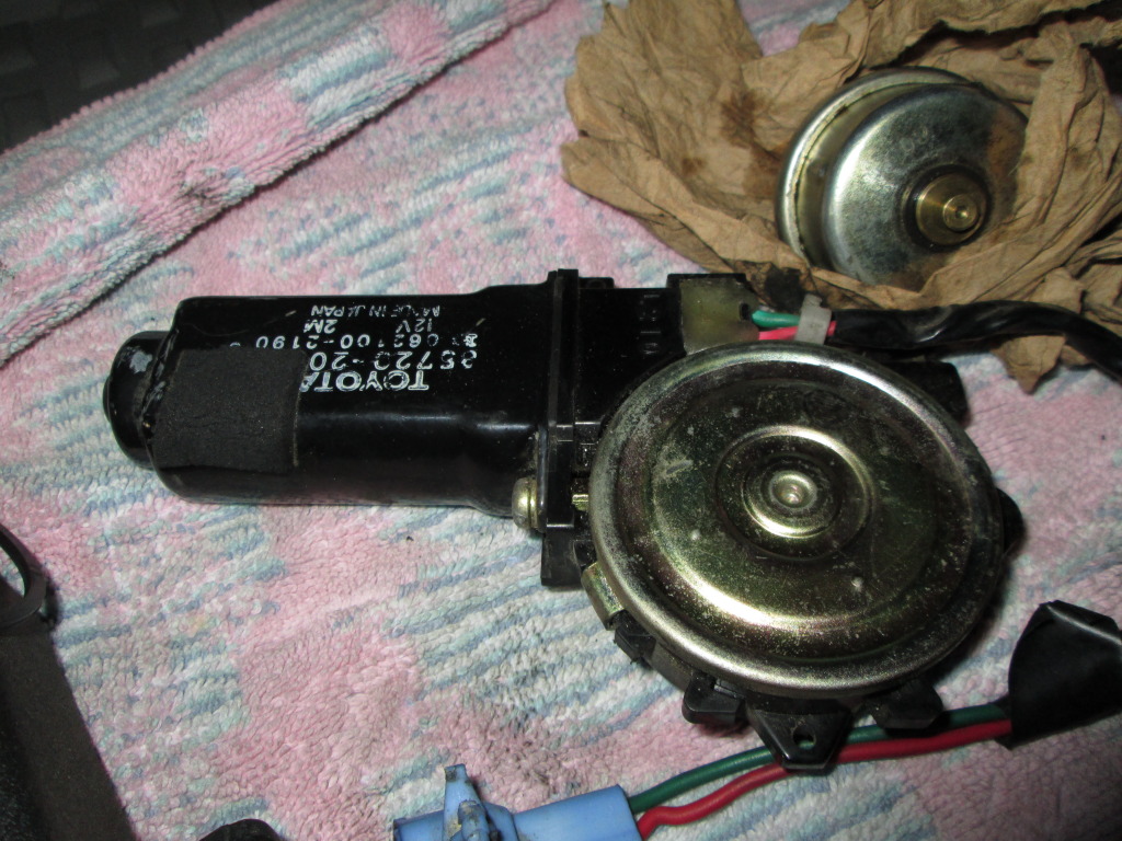 Name:  016.jpg
Views: 1803
Size:  263.9 KB
