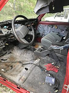 FL..........84-89 4Runner Pickup Interior Parts-jvjfjayh.jpg