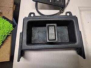 84-88 4Runner/Pickup Parts + SR5 Cluster-36s6cps.jpg
