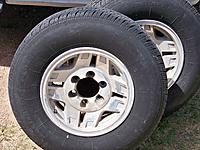 2nd Gen 4Runner SR5 wheels 3 sets of 4 each-100_1973.jpg