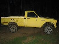 My '81 Toyota 4x4.....yeah, it's got RUST!!-2013-04-15-2013-04-15-001-001.jpg