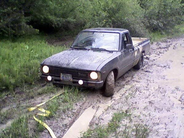Name:  mytruckstuck.jpg
Views: 398
Size:  56.0 KB