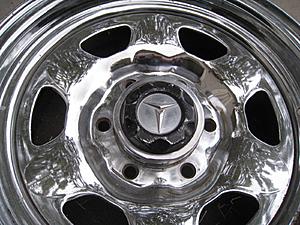 Are these factory?-hiluxcap2.jpg