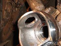 1st front axle rebuild, need advice on damaged knuckle!!-dscf0451.jpg