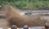 2wd 4wd cab and frame compatibility??-splashing-boggs.jpg