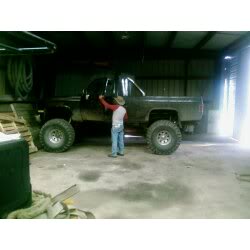 Name:  6fttallmanbesidetruck.jpg
Views: 510
Size:  9.6 KB
