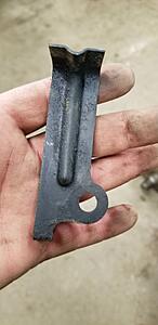 Where Does This Guard/Bracket Go????-tvoswc1.jpg