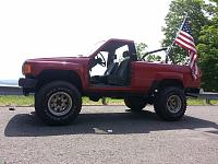 Door hinge pin replacement.-topless-4runner-w-flag-800x600-.jpg