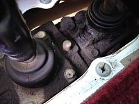 Need help with oil leak from transfer case area-rear-breather.jpg