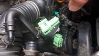 Ignition Coil Test - Test-light turns off while cranking?-distibutor-harness.jpg