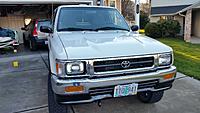 94 Toyota Pickup Clean up Nice-20170127_162437.jpg