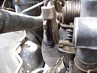 Mystery rubber nipple on throttle linkage?-100_2667-02.jpg