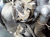 Mystery rubber nipple on throttle linkage?-100_2668-02.jpg