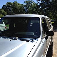 Charchee's 89 Runner Windshield and Rust Repair-windshield-installed-1.jpg