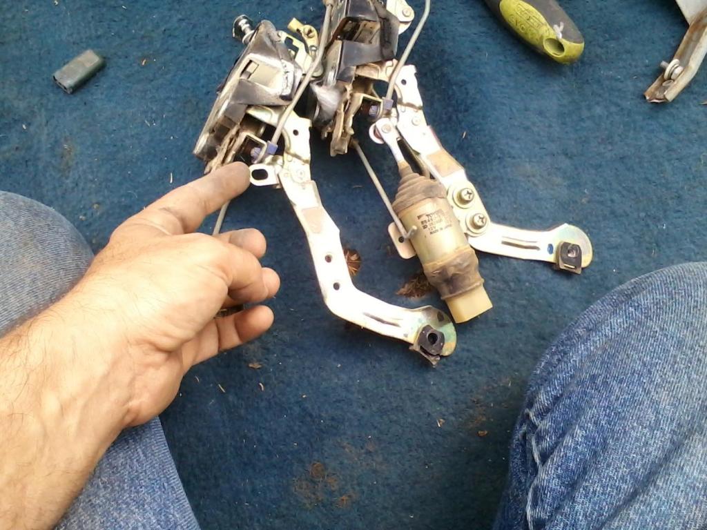 Name:  latch5_zps5244f4de.jpg
Views: 246
Size:  121.4 KB