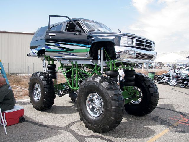 Name:  34358d1287268700-monster-4runners-monst4rs-0802mt_03_z-monster_minitrucks-toyota_4runne.jpg
Views: 1094
Size:  72.8 KB