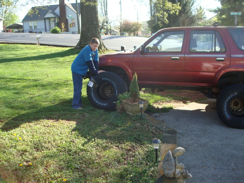 Name:  tires003.jpg
Views: 152
Size:  245.8 KB