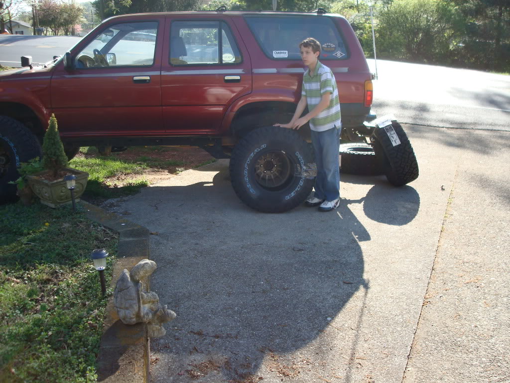 Name:  tires002.jpg
Views: 128
Size:  210.5 KB