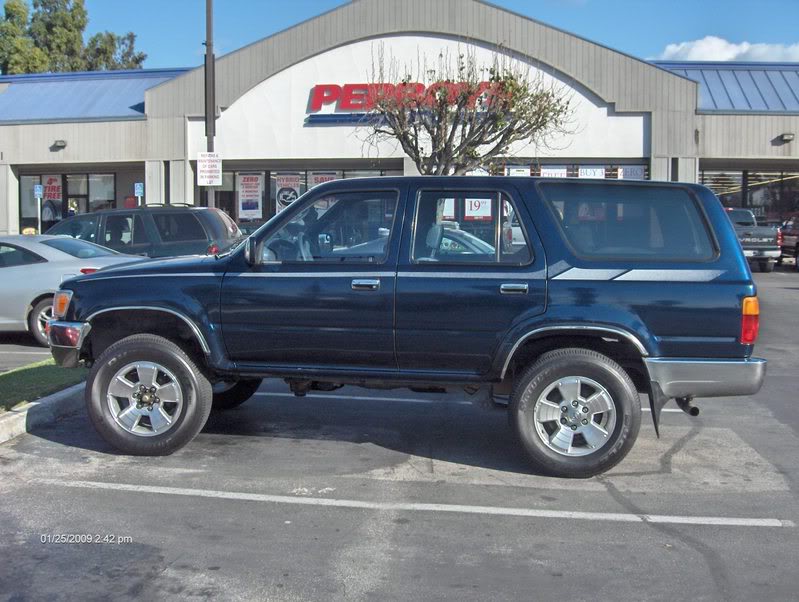 Name:  934RunnerTacomaWheelsA.jpg
Views: 270
Size:  90.0 KB