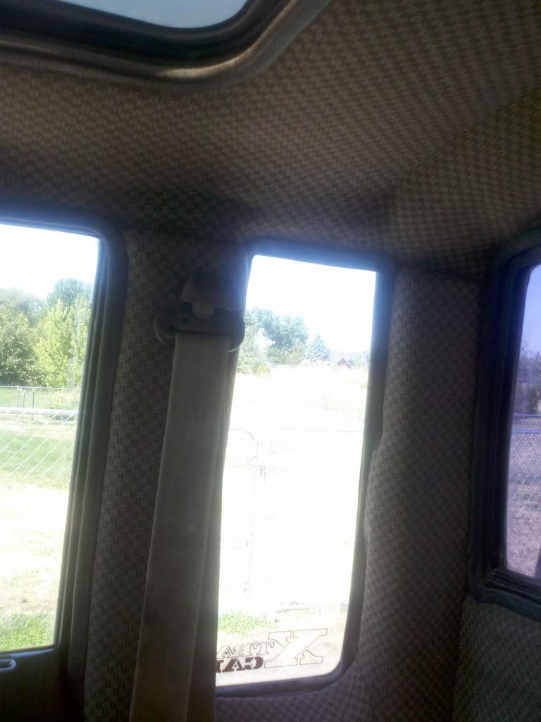 Name:  127660337_photobucket_64187_.jpg
Views: 152
Size:  78.5 KB