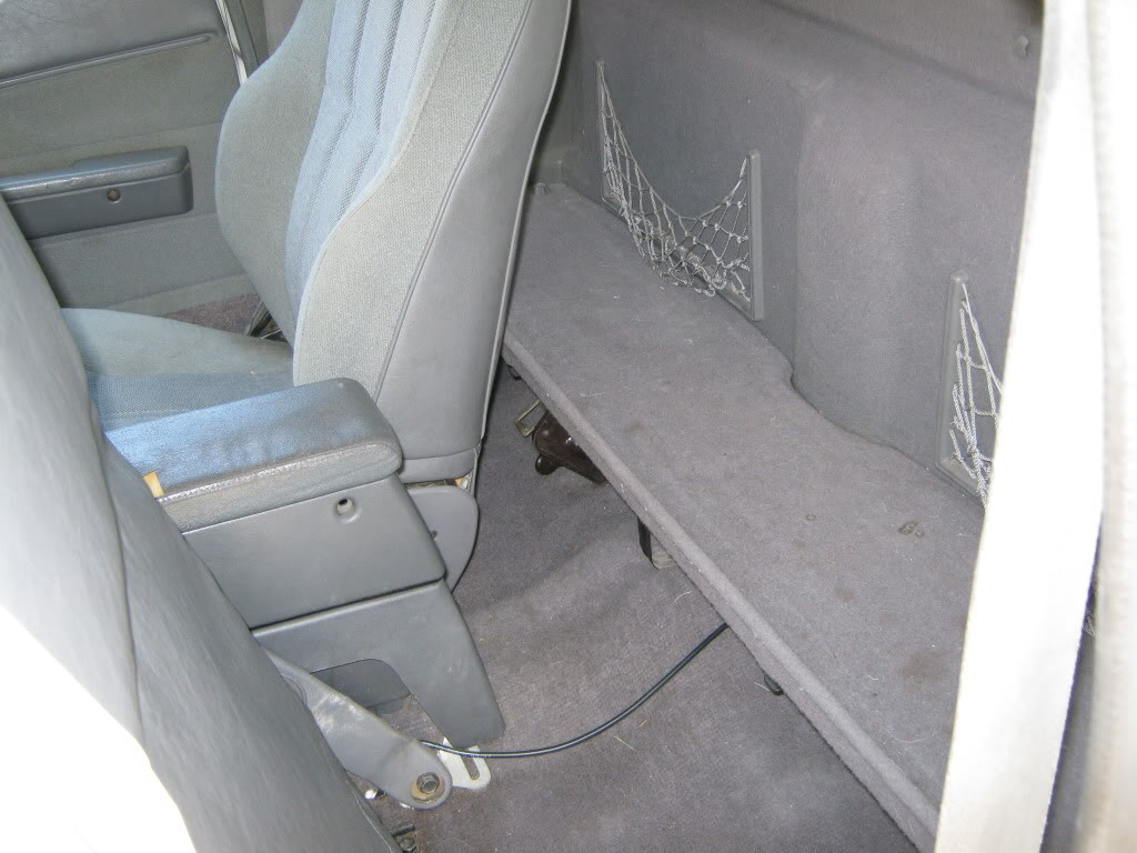 How Big Are 86 88 Ext Cab Rear Seats Yotatech Forums