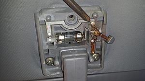 Dome Light not on when Drivers Door Open-20171114_112250-1-.jpg