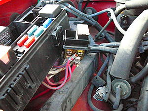 fuse box power supply wire..-p1030542.jpg