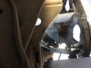 Is this normal: gap in body mount location-photo-apr-26-6-04-41-pm.jpg