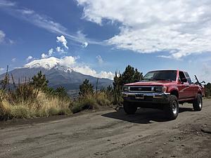 Toyota 1994 4x4 Pickup project for the Sierra Madre Oriental Mountains-toyotamichoacana.jpg