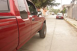 Toyota 1994 4x4 Pickup project for the Sierra Madre Oriental Mountains-fronttire2.jpg