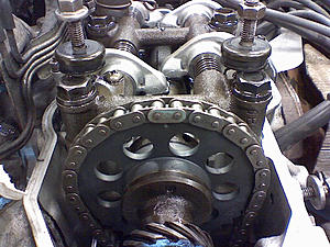 22re Removing Cam Bolt-photo287.jpg