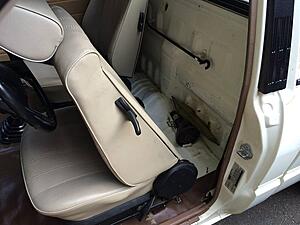bucket seats-liuymael.jpg