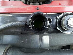 Help me find the correct radiator cap: Aftermarket Radiator-asz7kwil.jpg