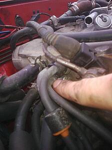 Where does this hose go?! 1992 Toyota Pickup 4x4-8syyb.jpg