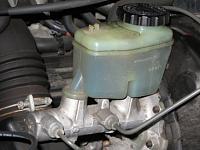 Brake Fluid Cap-mastcyl.jpg