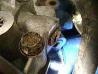 oil pump adjustment screw ????-dsc01498.jpg