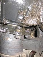 Leaking front DIFF PLEASE see pics HELP!!!-img_3094.jpg