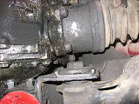 Leaking front DIFF PLEASE see pics HELP!!!-img_3095.jpg