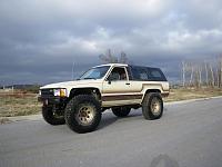 need inspiration for my 86 pickup.....help-37-no-lift.jpg