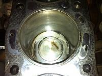Rock Headgaskets-piston2.jpeg
