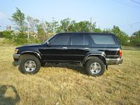 not sure about my 95 4Runner having lift-4runner-side-shot.jpg