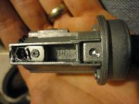 Steering wheel/ignition key locked-dsc08444.jpg