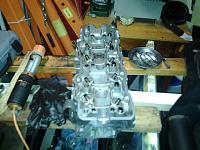 22RE Cracked Head at EGR Plate-head1.jpg