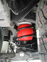 4th Gen w/ 33x12.5's-new-air-bags.jpg