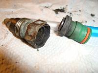 '82 Coolant sensor switch? Difference between the two?-toyota-radiator-fix-sensor-002.jpg