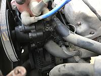 Power steering leaking onto alternator 22re-img_0276.jpg