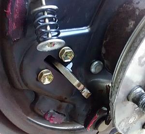 PSA: Don't skip the 1/2 mm adjustment step when doing your drum brakes!-lube30.jpg